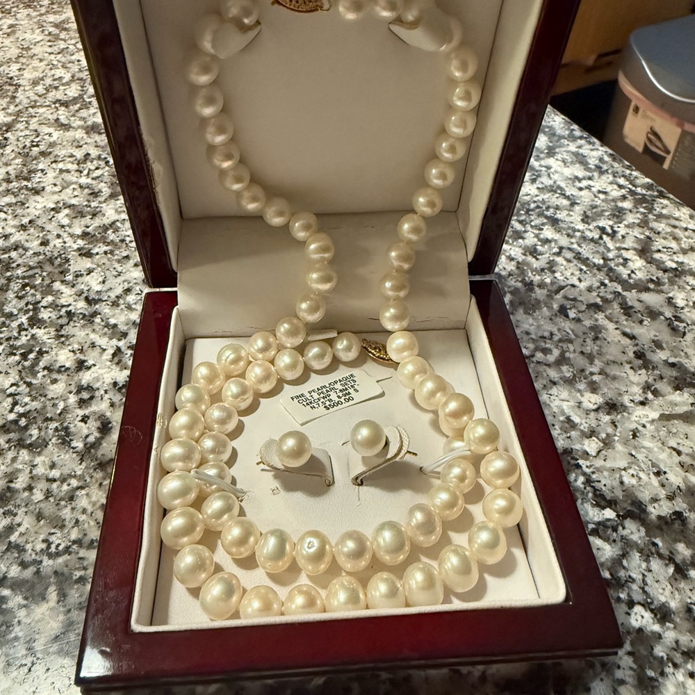 Classic Pearl Necklace, Bracelet, and Earring Set 14k